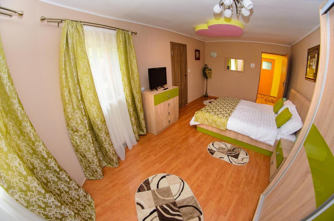 Casa Liana Hotel Oradea Exterior photo