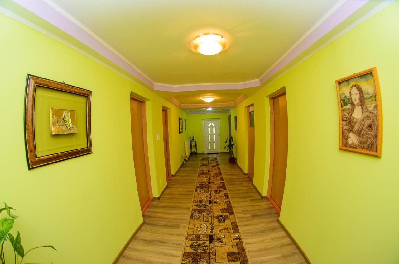 Casa Liana Hotel Oradea Exterior photo